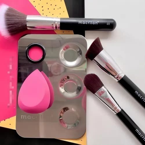KIT 3 PINCÉIS PARA MAQUIAGEM + 1 ESPONJA E 1 PLACA MACRILAN